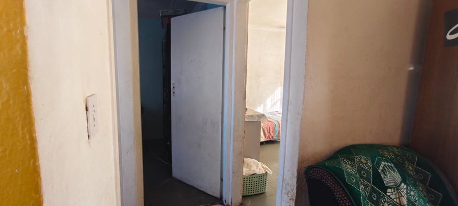 2 Bedroom Property for Sale in Lentegeur Western Cape
